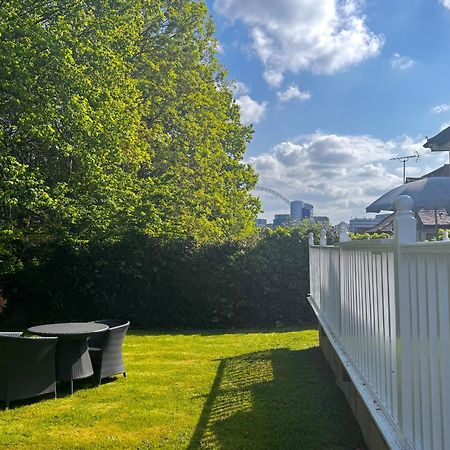 En-Suites With Free Parking 30Min To Central London Exterior photo