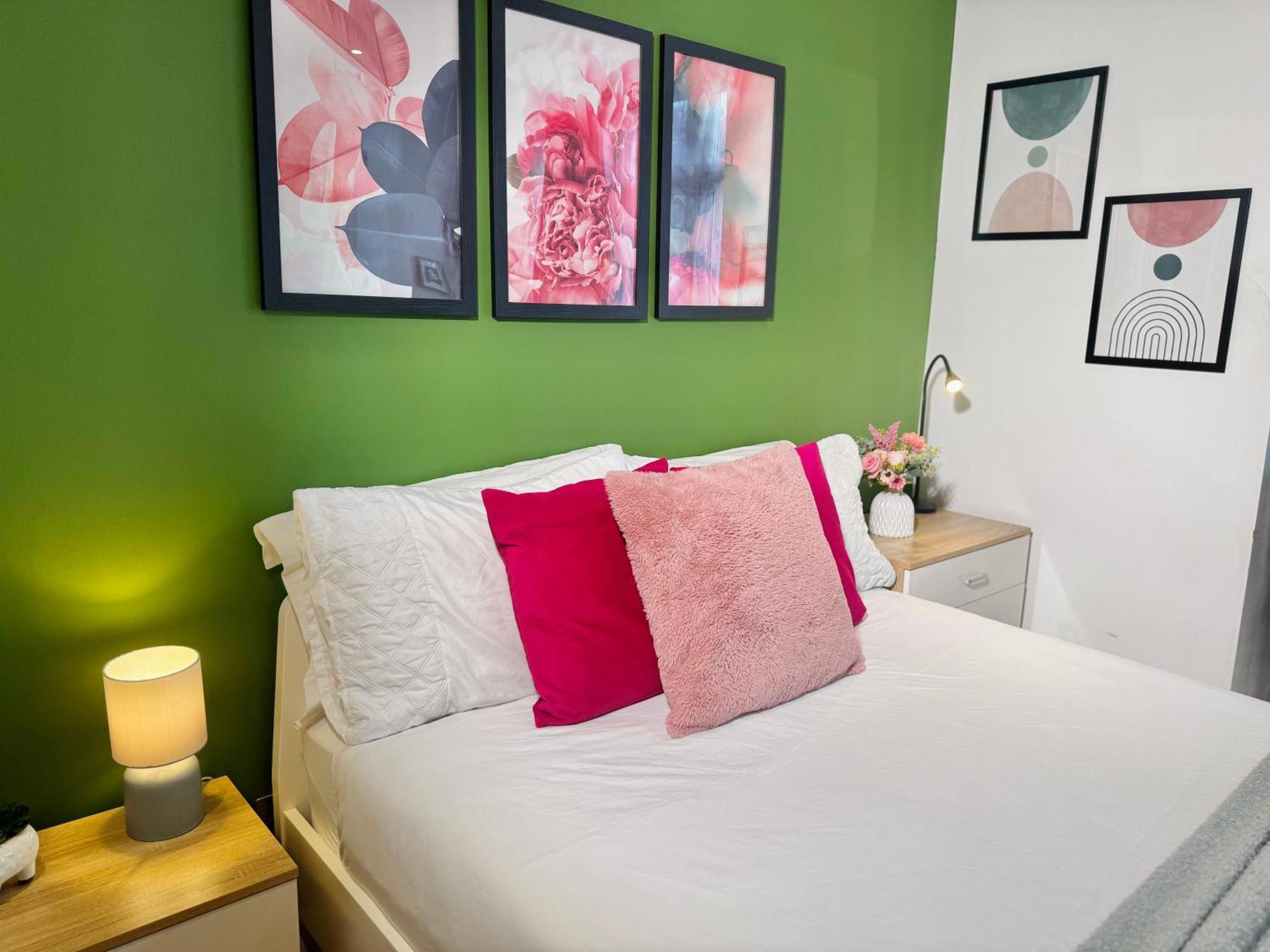 En-Suites With Free Parking 30Min To Central London Exterior photo
