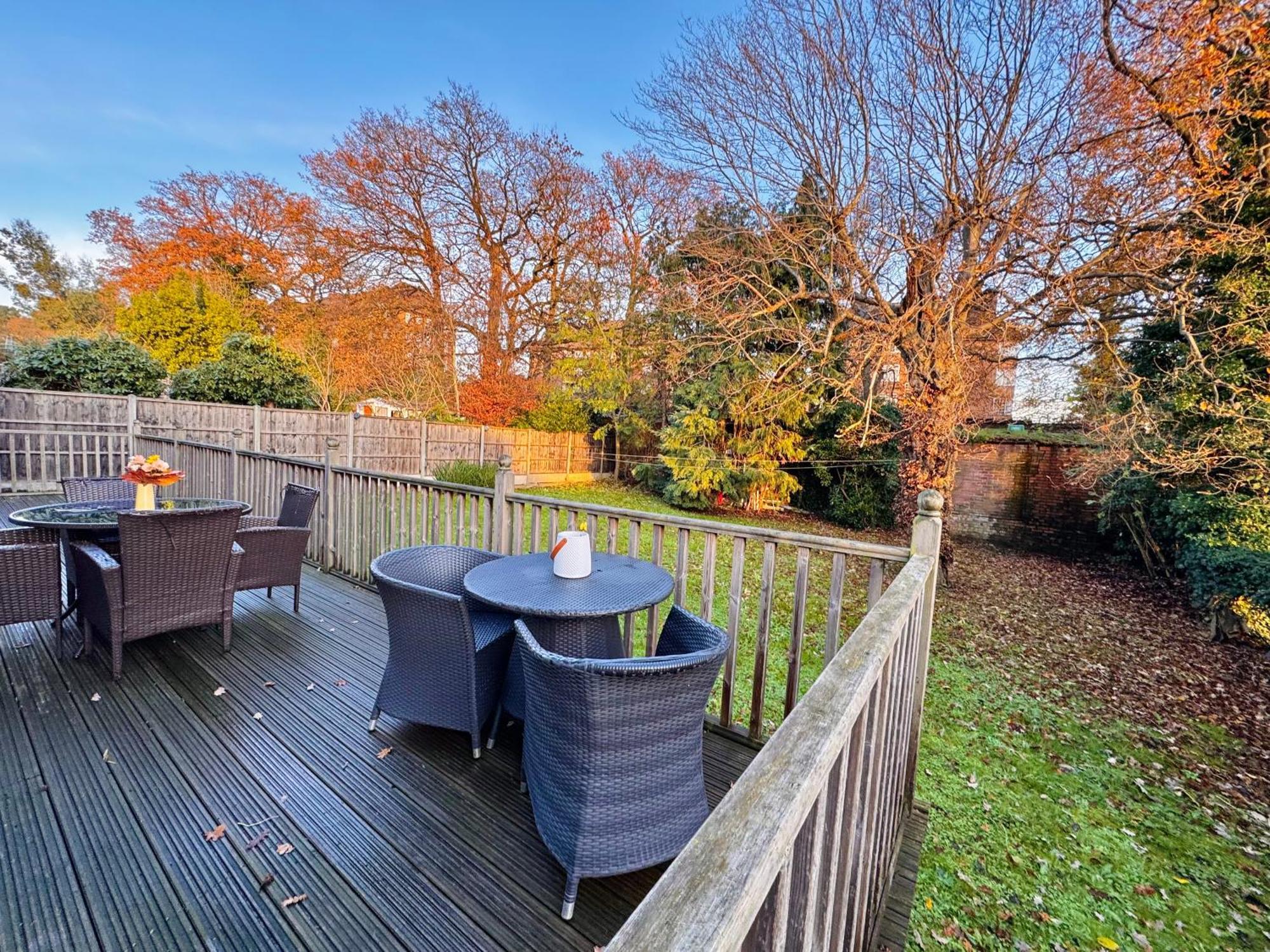 En-Suites With Free Parking 30Min To Central London Exterior photo