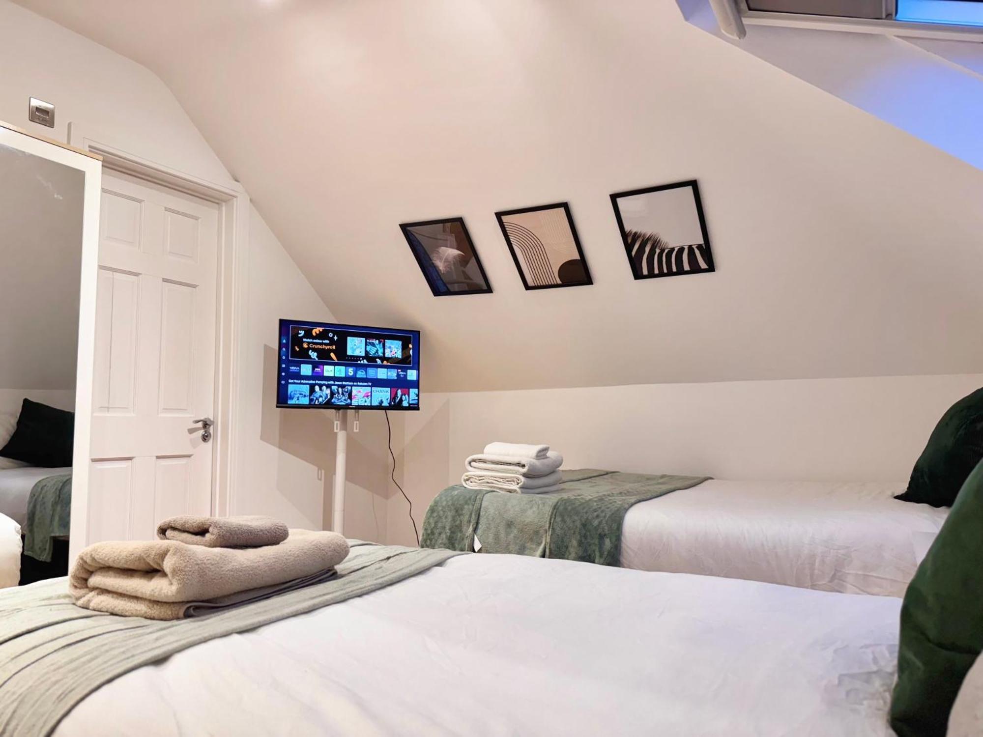 En-Suites With Free Parking 30Min To Central London Exterior photo