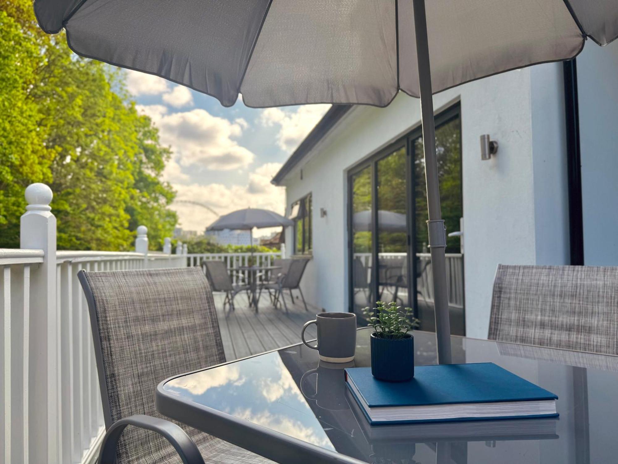En-Suites With Free Parking 30Min To Central London Exterior photo